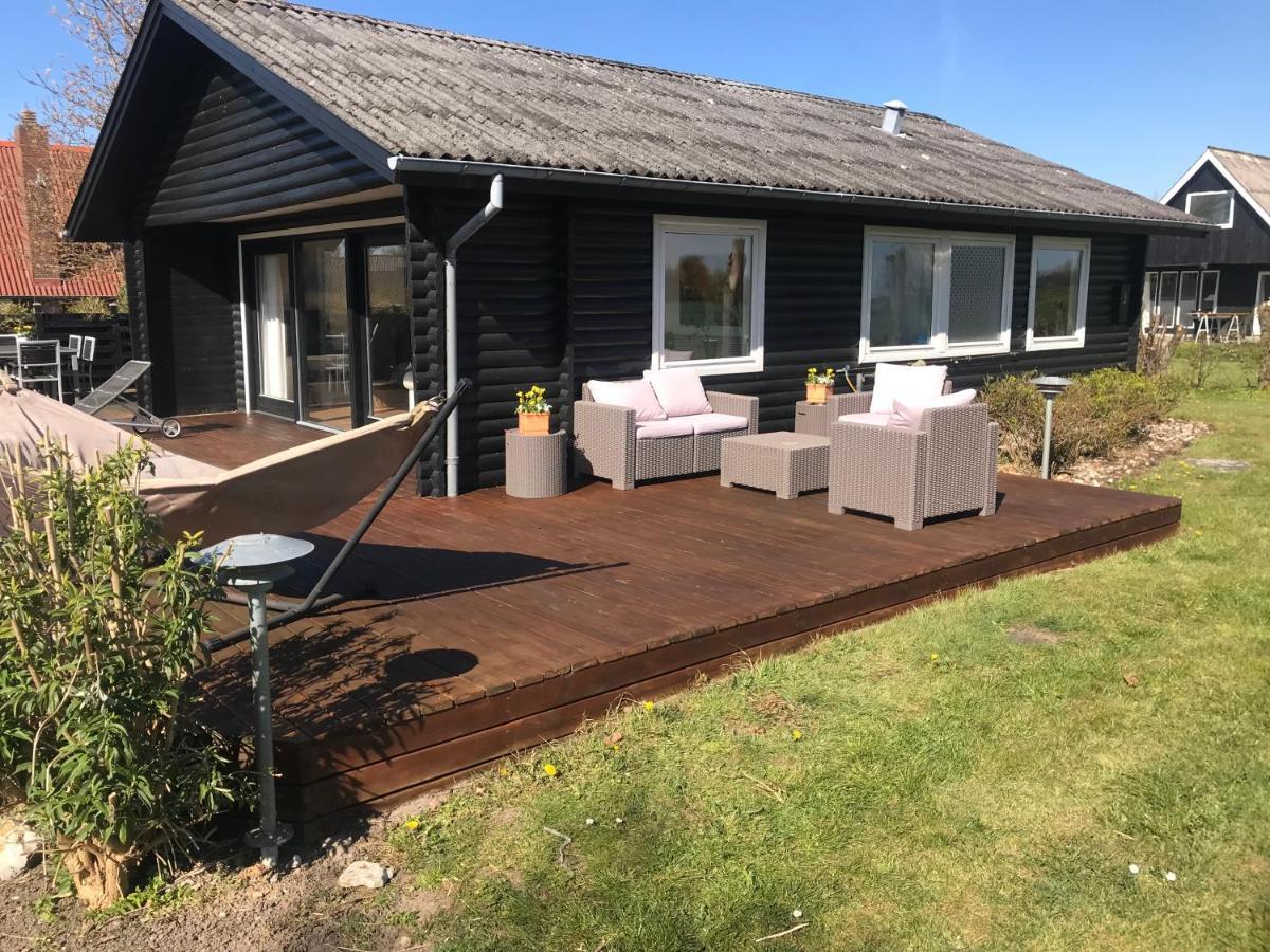 Dejlig Sommerhus 150M Fra Privat Strand Brenderup Buitenkant foto