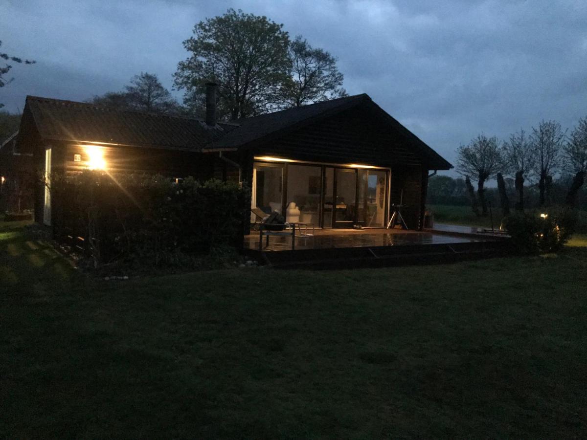 Dejlig Sommerhus 150M Fra Privat Strand Brenderup Buitenkant foto